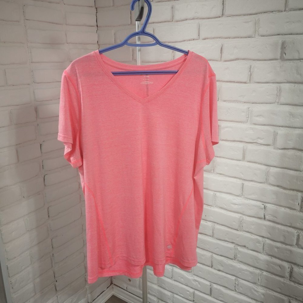Tek Gear Dry TEK Ladies V-neck Pink Short Sleeves Athletic T-shirt